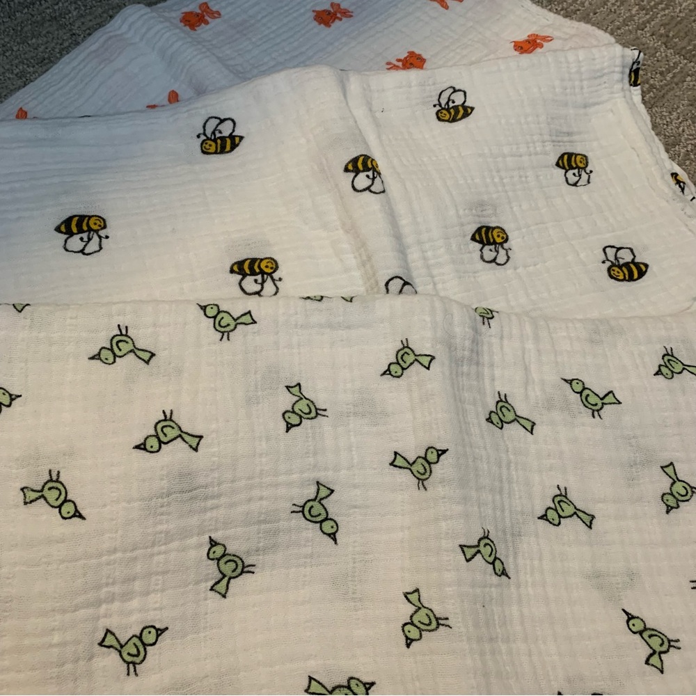 Aden + Anais muslin swaddle blankets. Bundle of 3. NWOT
